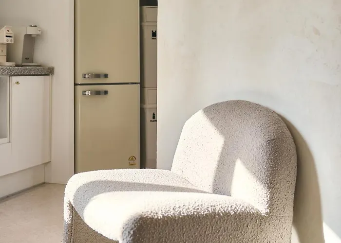 Appartement Mapo Ara Stay! 홍대 숙소!지하철 단1분! 3층 단독!